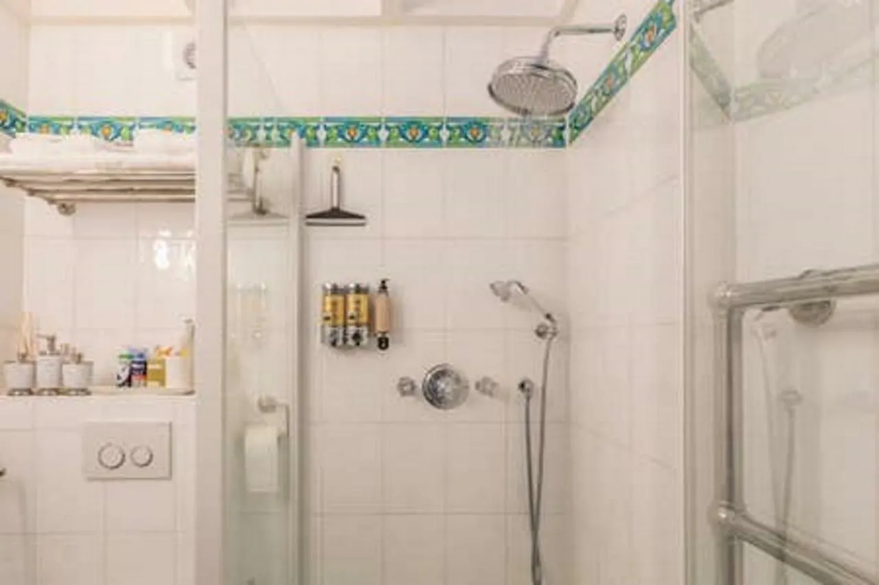 Bed & Breakfast La Parisienne - Parigi